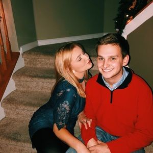 Meet your Posher, Claudia